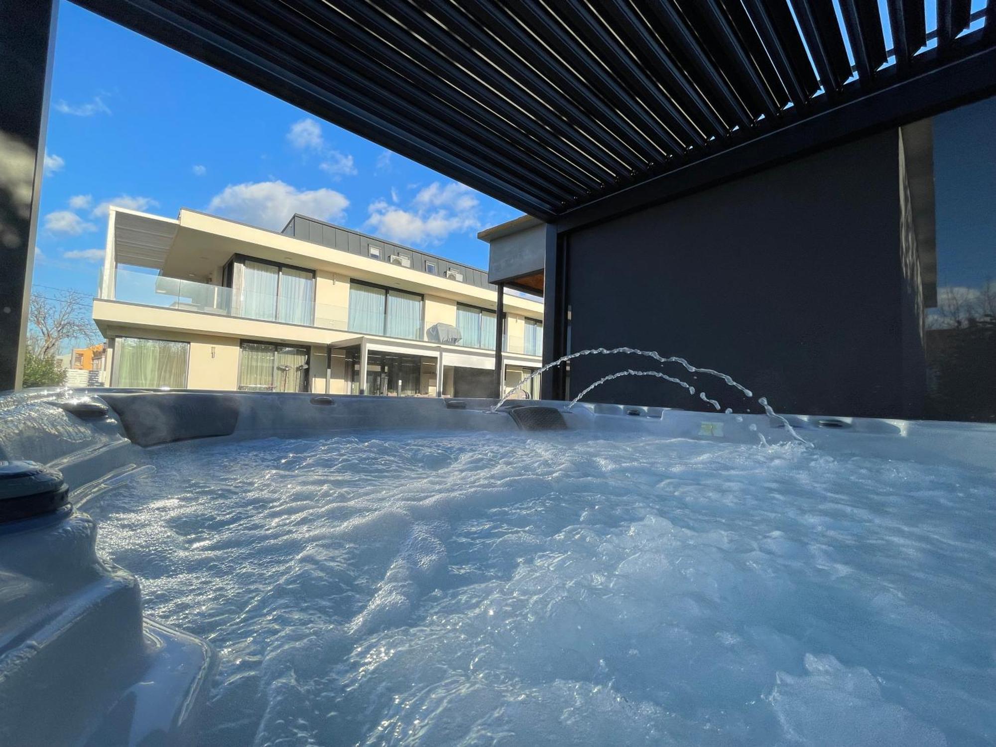 Luxury Apartments In Balatonalmadi, Almadi Lux Apartman III - Pure Gold Buitenkant foto